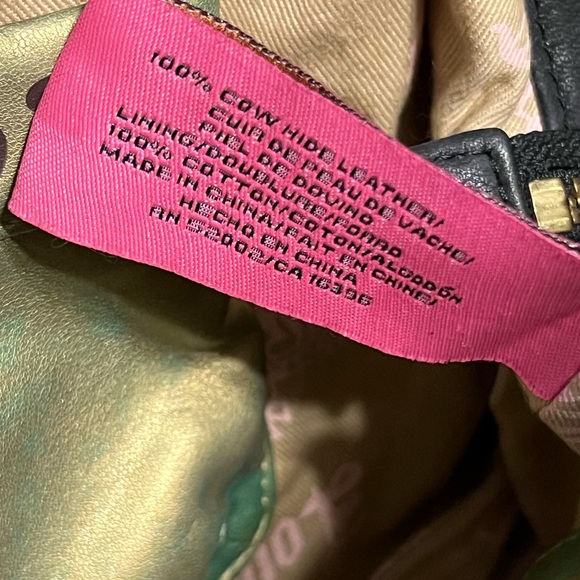 SOLD!! Rare vintage y2k black blinged leather Juicy Couture purse bag. - Picture 3 of 16